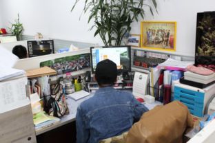 計算機軟件學院青年志愿者協(xié)會成功舉辦義務維修電腦活動